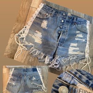 FURST OF A KIND / LEVI JEAN SHORTS